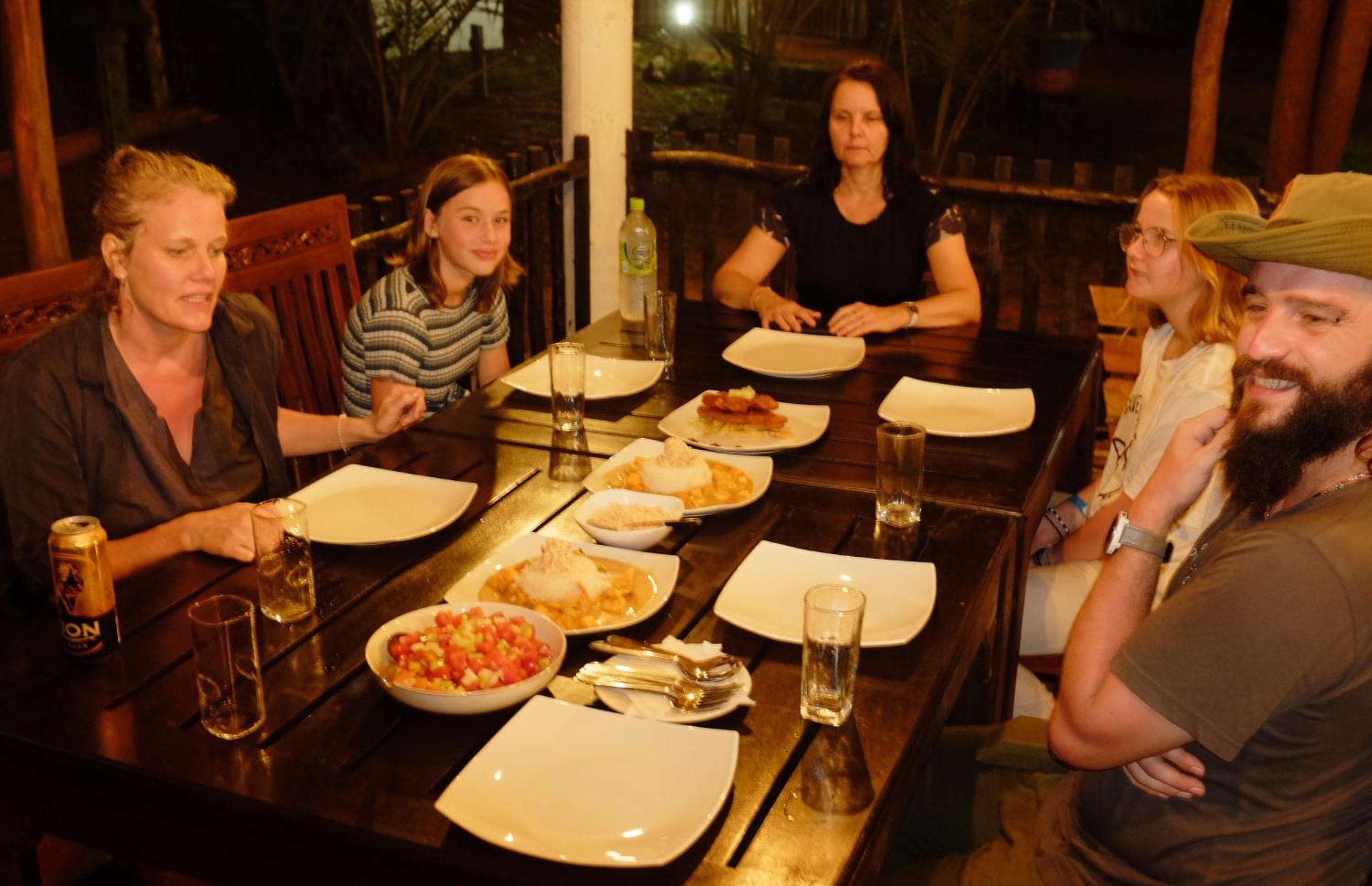 King'S Elephant Cabanas & Restaurant Tangalle Ngoại thất bức ảnh