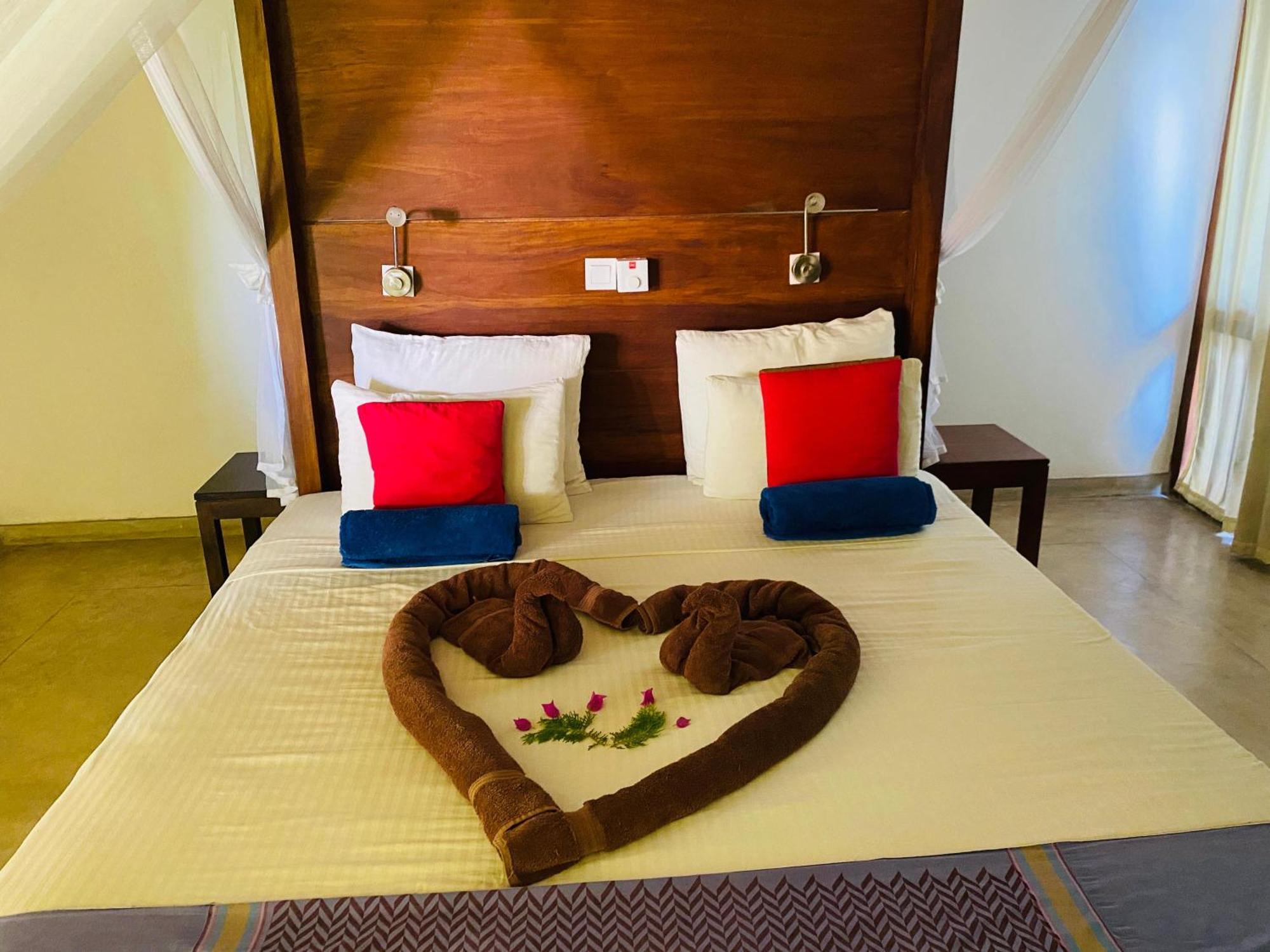 King'S Elephant Cabanas & Restaurant Tangalle Ngoại thất bức ảnh