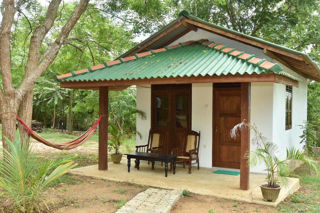 King'S Elephant Cabanas & Restaurant Tangalle Ngoại thất bức ảnh