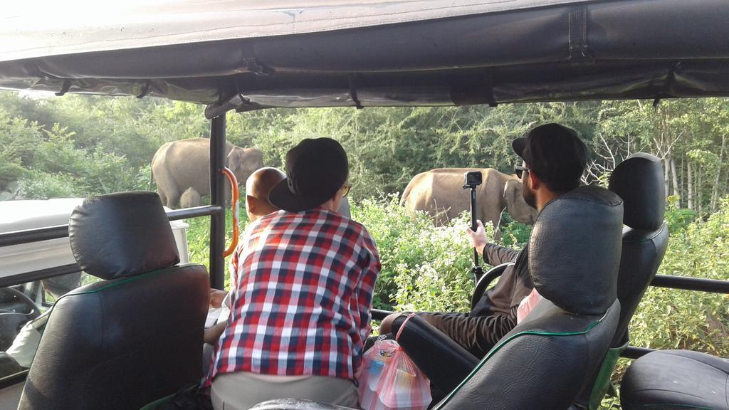 King'S Elephant Cabanas & Restaurant Tangalle Ngoại thất bức ảnh