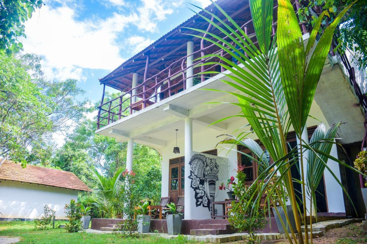 King'S Elephant Cabanas & Restaurant Tangalle Ngoại thất bức ảnh