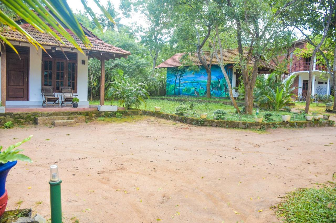 King'S Elephant Cabanas & Restaurant Tangalle Ngoại thất bức ảnh