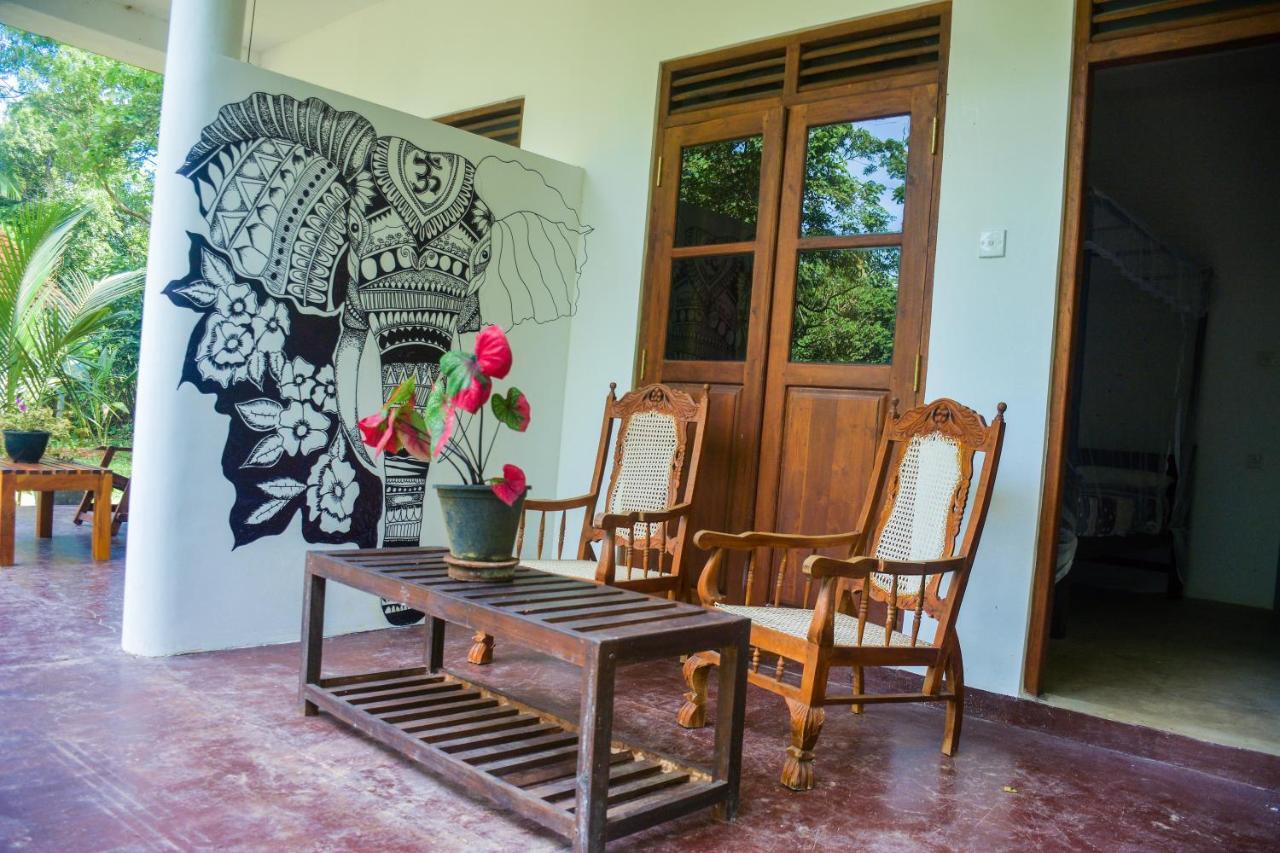 King'S Elephant Cabanas & Restaurant Tangalle Ngoại thất bức ảnh