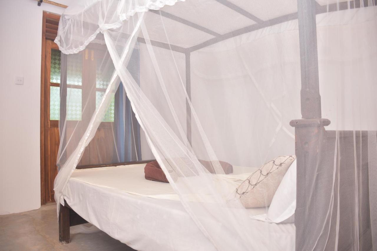 King'S Elephant Cabanas & Restaurant Tangalle Ngoại thất bức ảnh